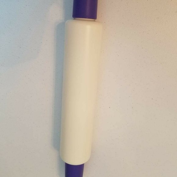 NEW Tupperware Rolling Pin Blue & White - Picture 1 of 1
